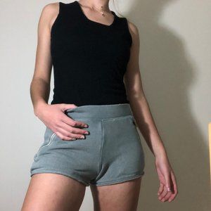 Black Square Neckline Sleeveless Top Form-Fitting